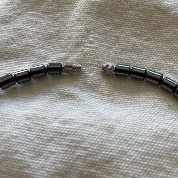 3For$20/ Hematite and Tiger's Eye Pendant Necklace - Picture 4 of 6